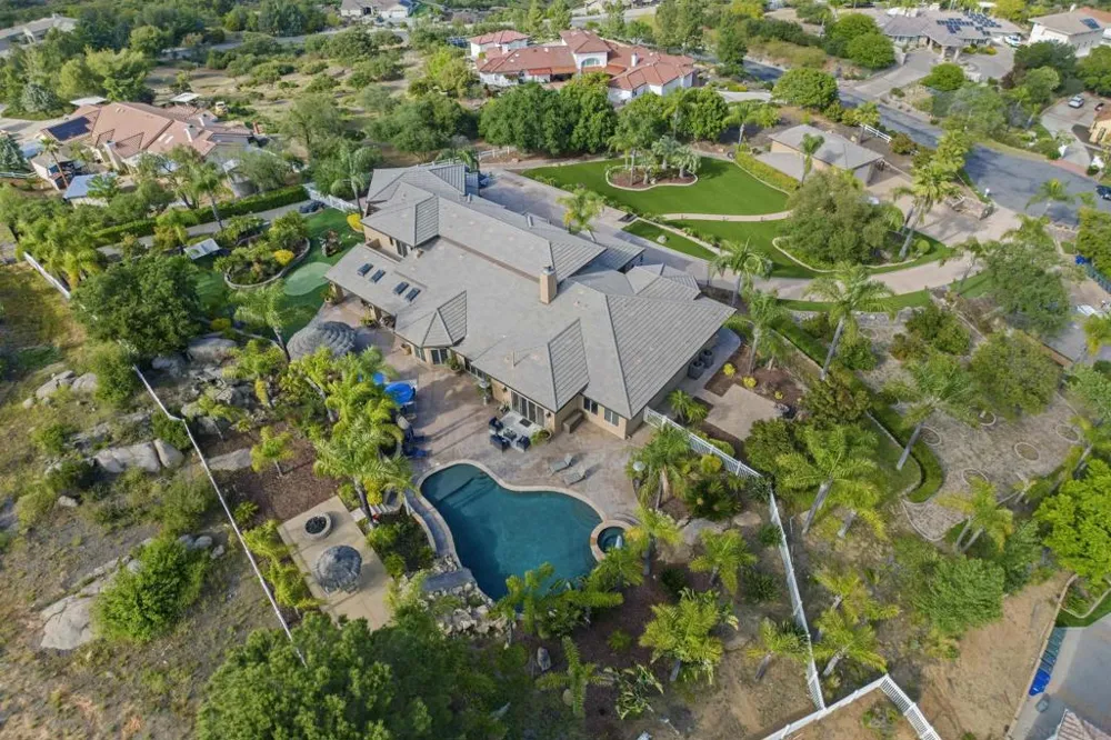 2882 Conestoga Circle Alpine, CA 91901