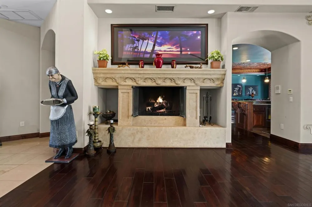 2882 Conestoga Circle Alpine, CA 91901