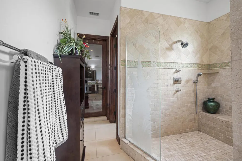 2882 Conestoga Circle Alpine, CA 91901