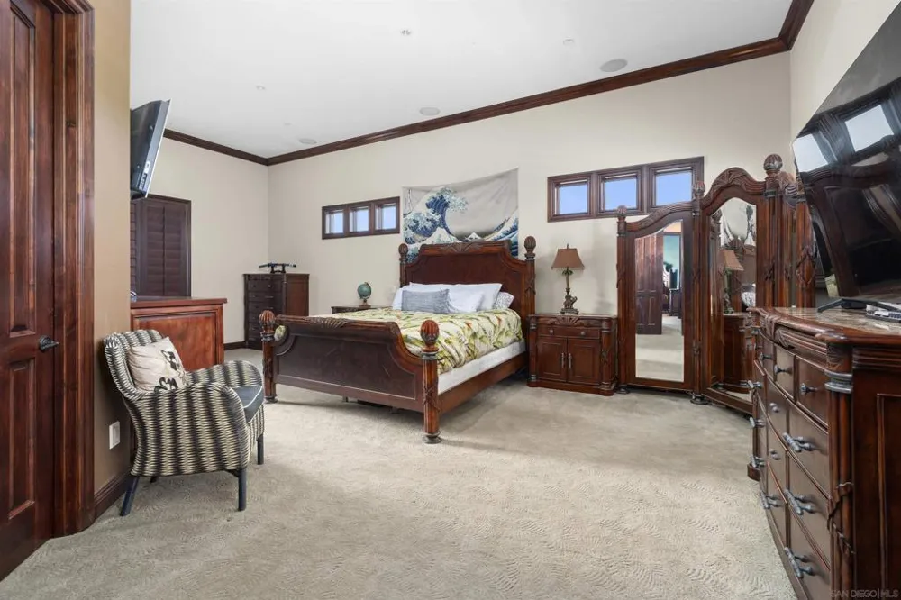 2882 Conestoga Circle Alpine, CA 91901