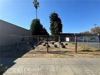 8017 Greenleaf