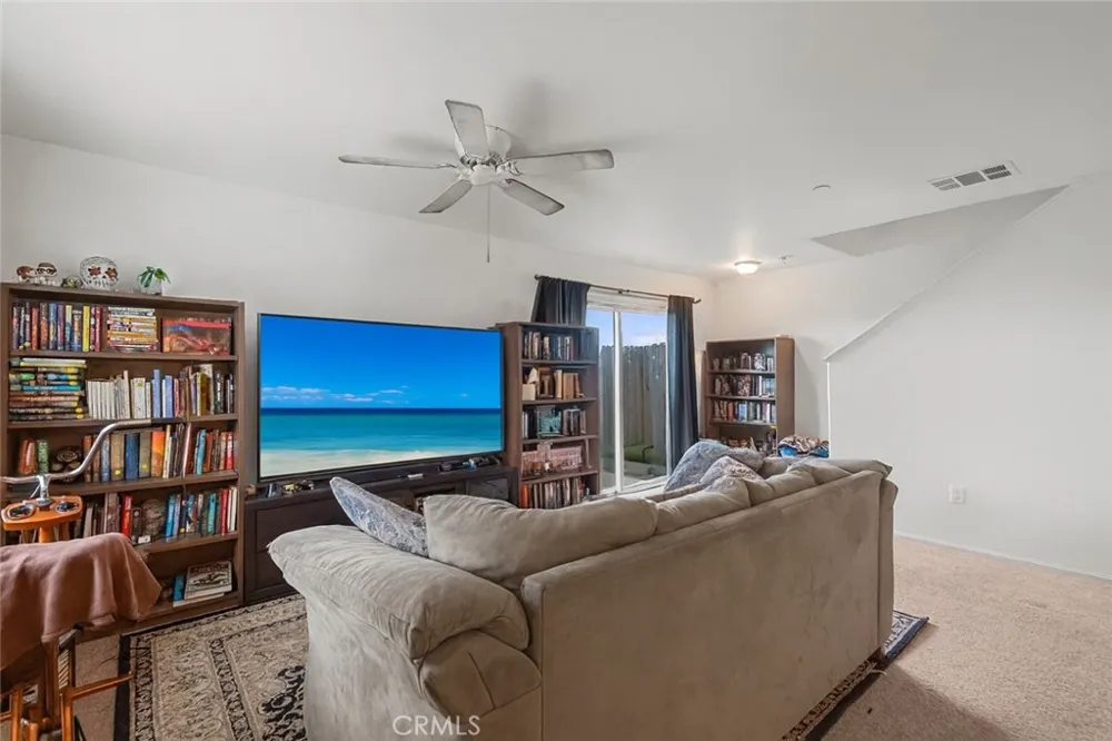 26142 Gravett Place Saugus, CA 91350