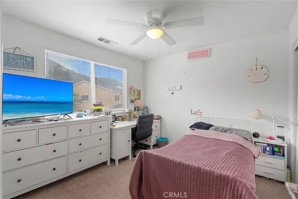 26142 Gravett Place Saugus, CA 91350