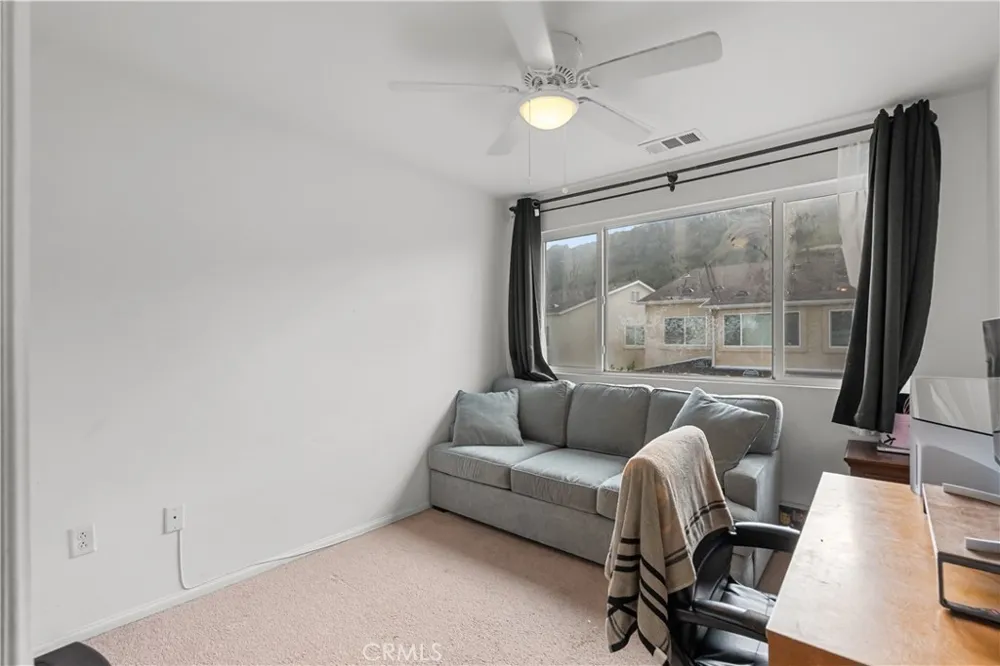 26142 Gravett Place Saugus, CA 91350