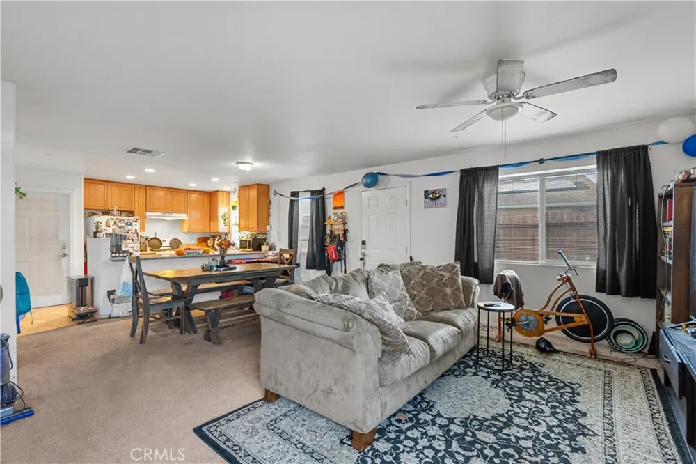 26142 Gravett Place Saugus, CA 91350