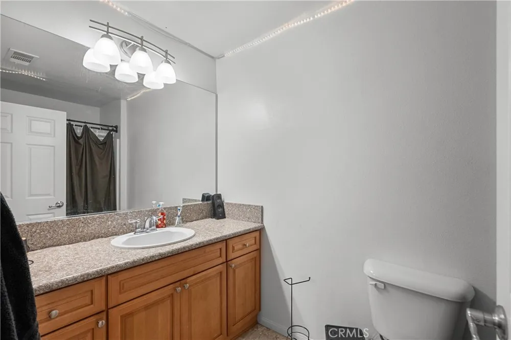 26142 Gravett Place Saugus, CA 91350