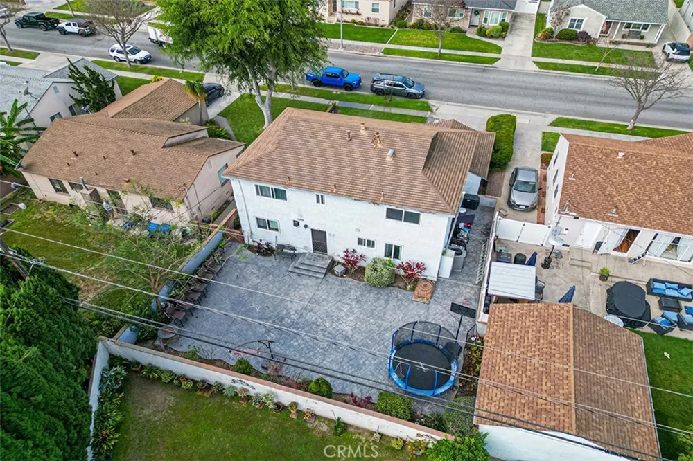 4228 Ostrom Lakewood, CA 90713