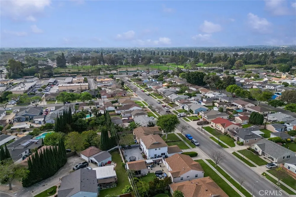 4228 Ostrom Lakewood, CA 90713