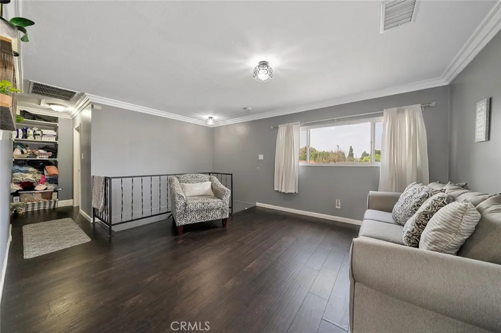 4228 Ostrom Lakewood, CA 90713
