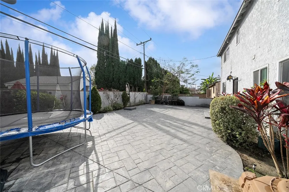 4228 Ostrom Lakewood, CA 90713