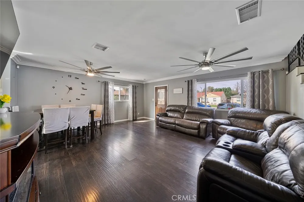 4228 Ostrom Lakewood, CA 90713