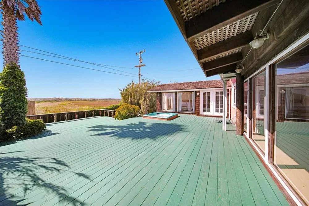 113 Laguna Place Moss Landing, CA 95039