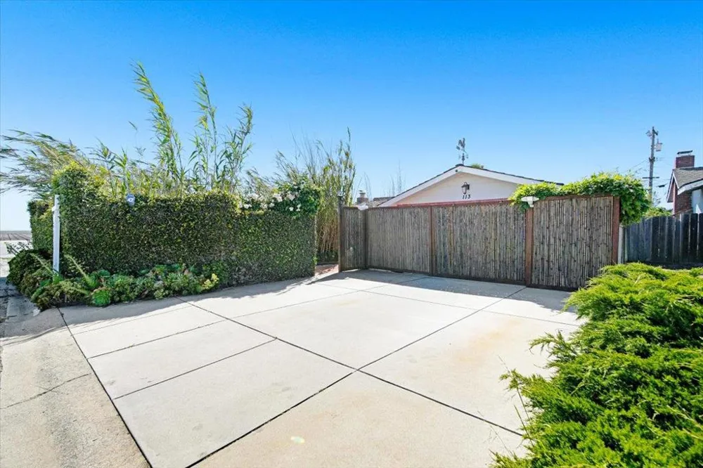 113 Laguna Place Moss Landing, CA 95039