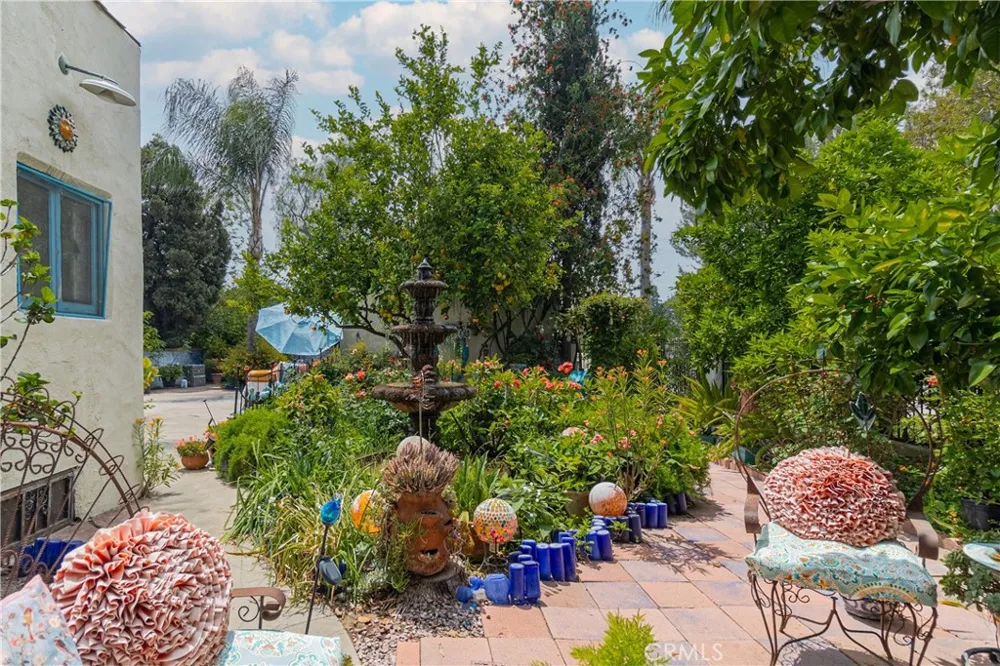 399 W Alexander San Bernardino, CA 92405