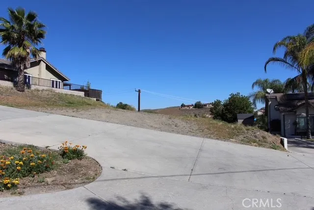 22747 Inspiration Point Canyon Lake, CA 92587