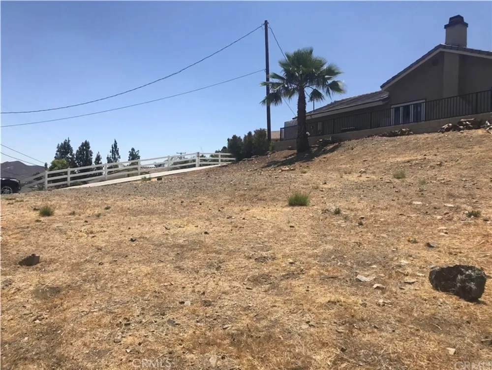 22747 Inspiration Point Canyon Lake, CA 92587
