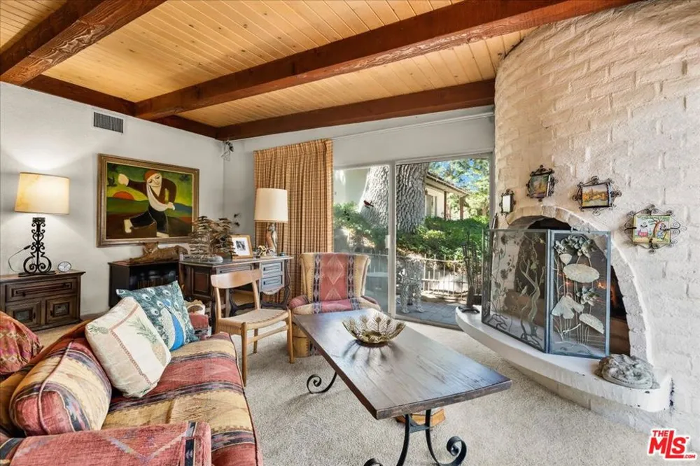 31008 Pine Canyon Road Lake Hughes, CA 93532