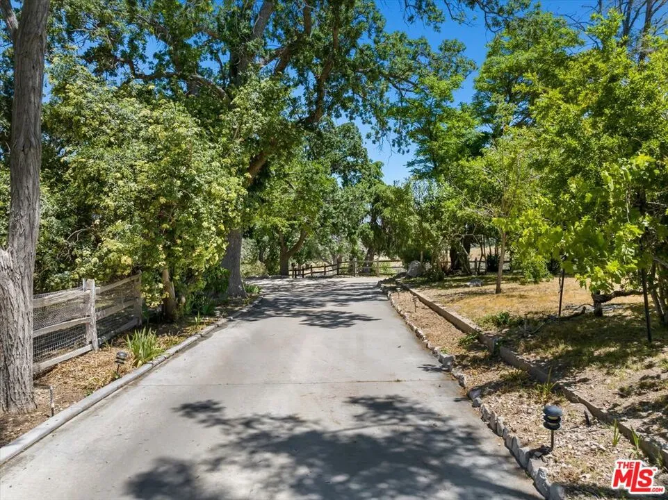 31008 Pine Canyon Road Lake Hughes, CA 93532