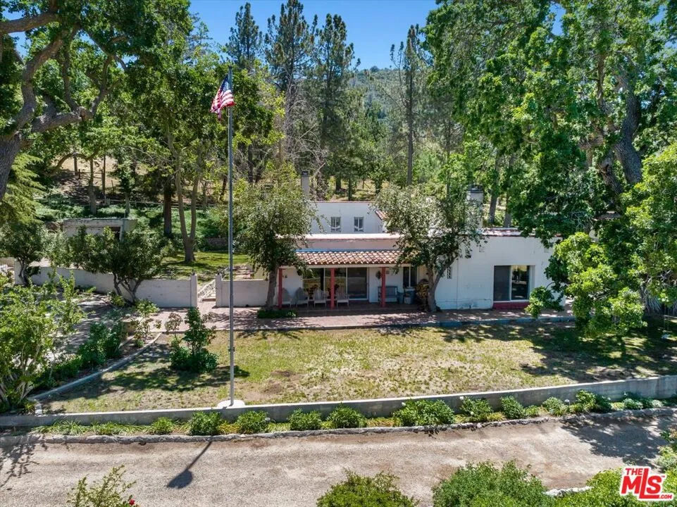 31008 Pine Canyon Road Lake Hughes, CA 93532