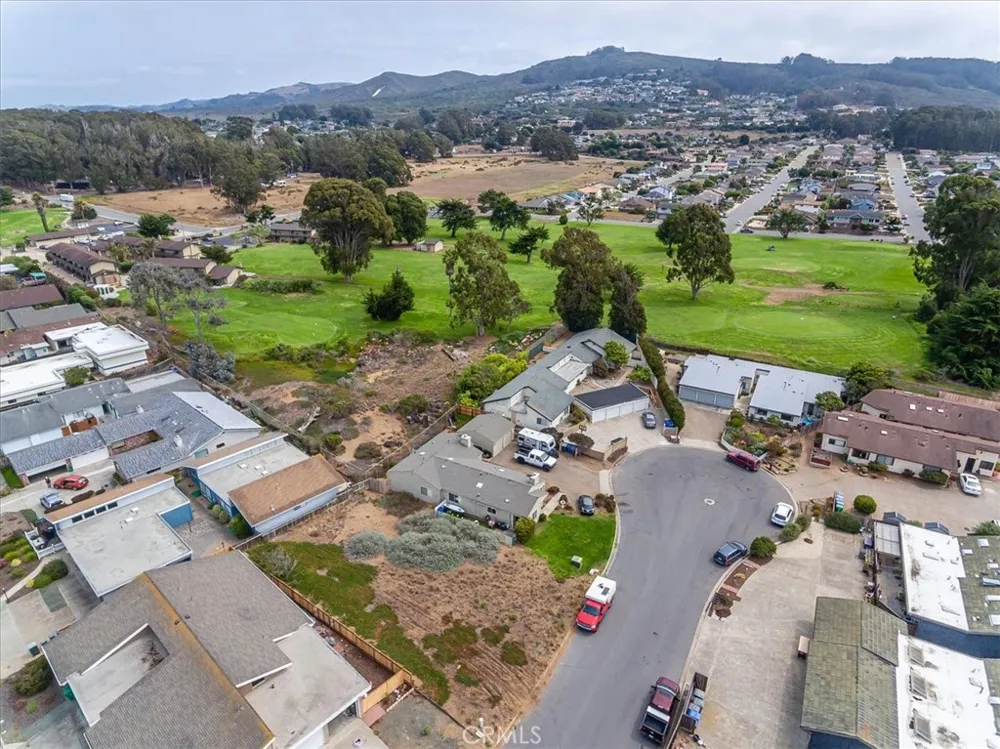 1924 Nevada Court Los Osos, CA 93402