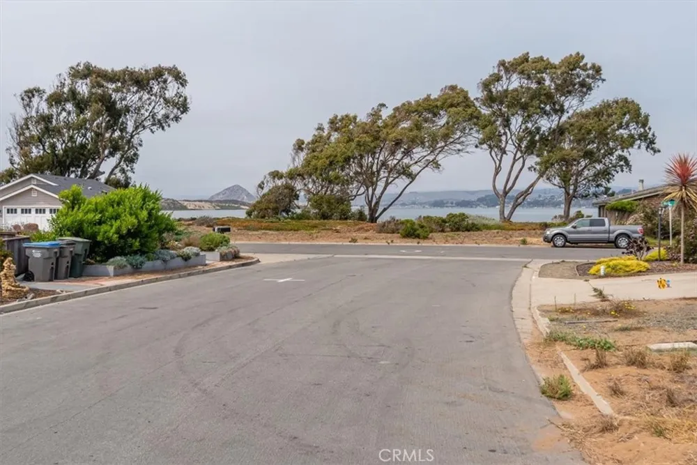 1924 Nevada Court Los Osos, CA 93402
