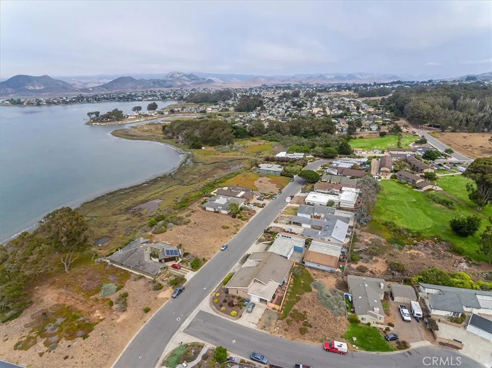 1924 Nevada Court Los Osos, CA 93402