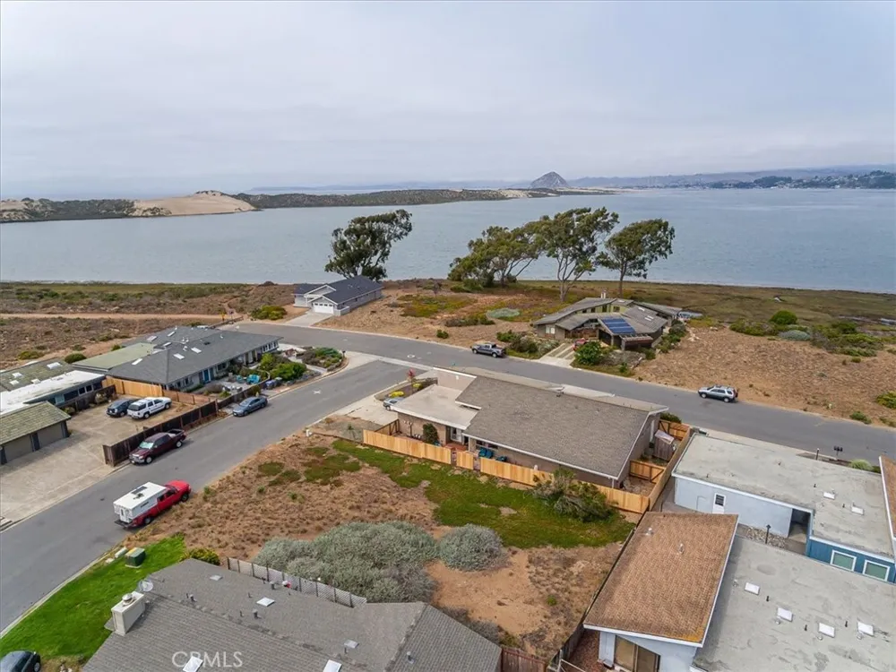 1924 Nevada Court Los Osos, CA 93402
