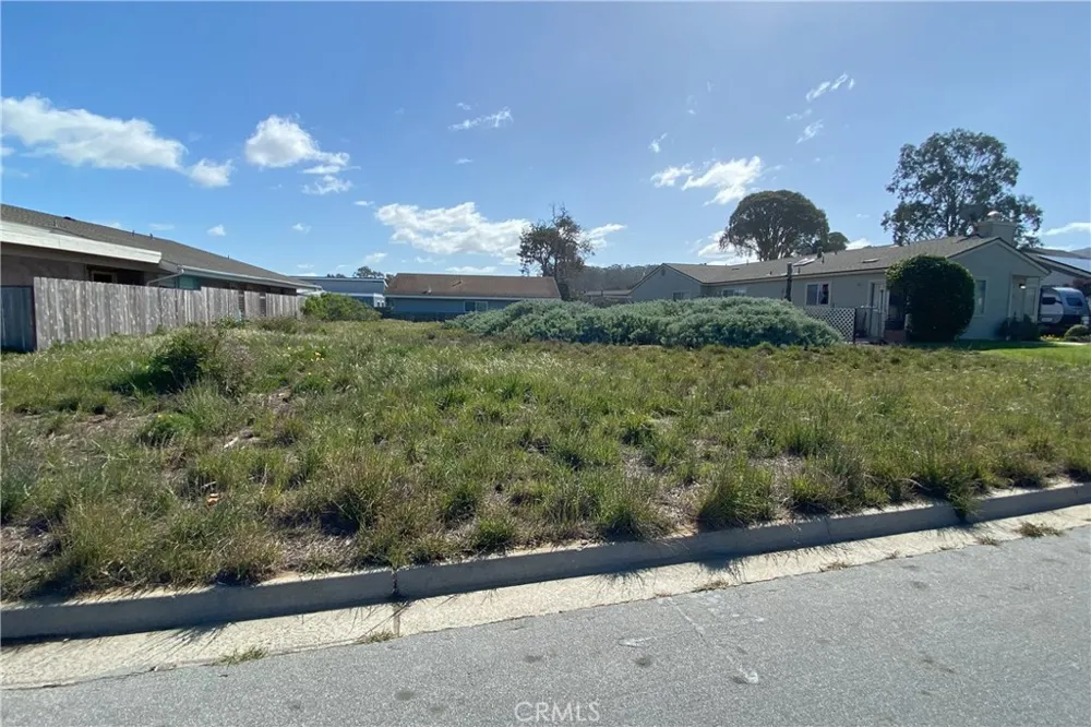 1924 Nevada Court Los Osos, CA 93402