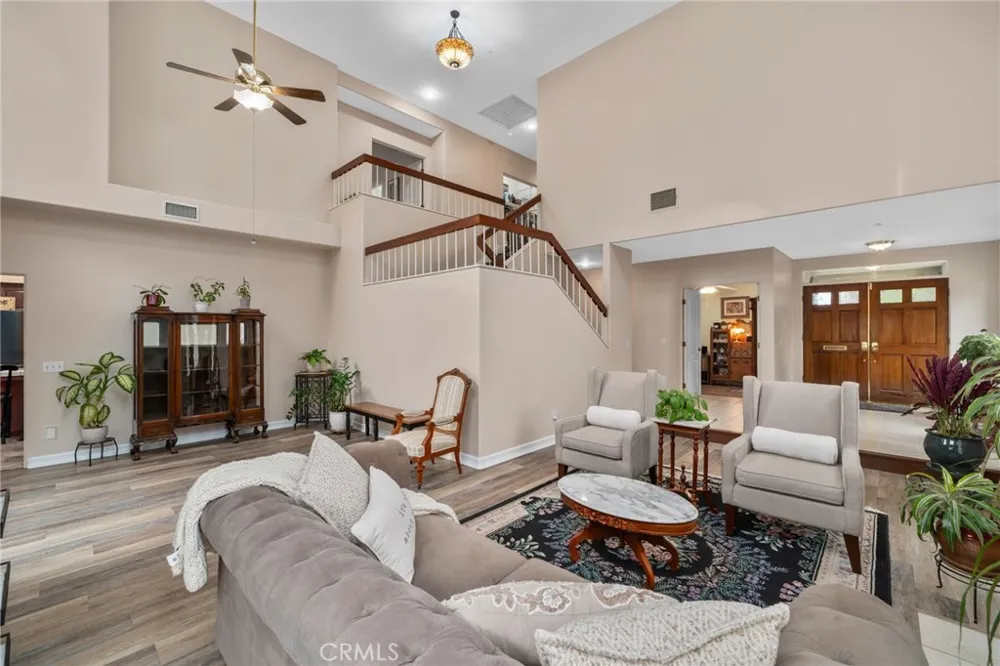 334 Lakeside Redlands, CA 92373