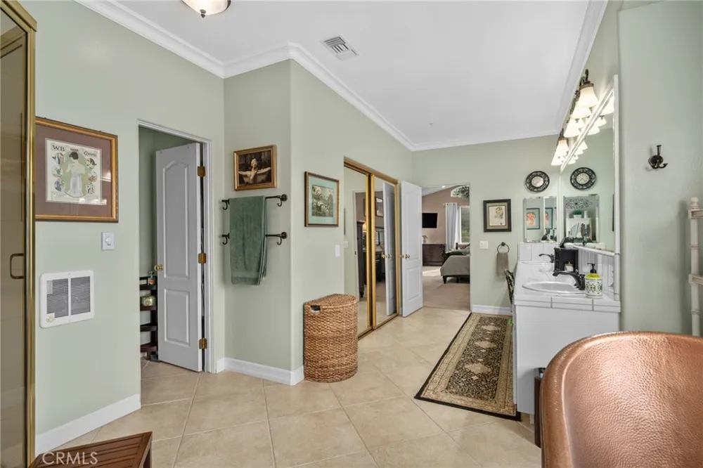 334 Lakeside Redlands, CA 92373