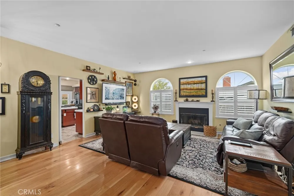 334 Lakeside Redlands, CA 92373