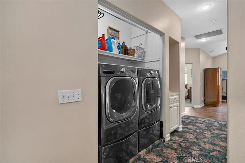 334 Lakeside Redlands, CA 92373