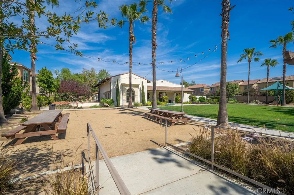 2846 E Via Fiano Ontario, CA 91764
