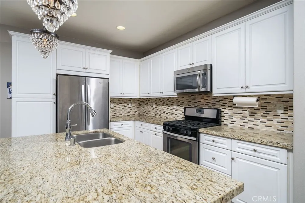 2846 E Via Fiano Ontario, CA 91764