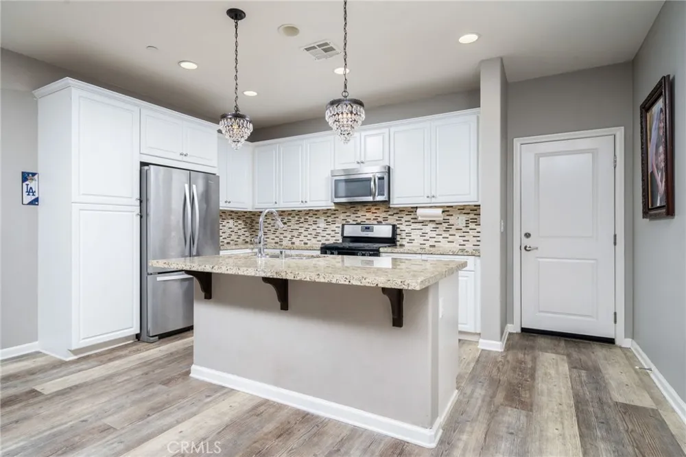 2846 E Via Fiano Ontario, CA 91764