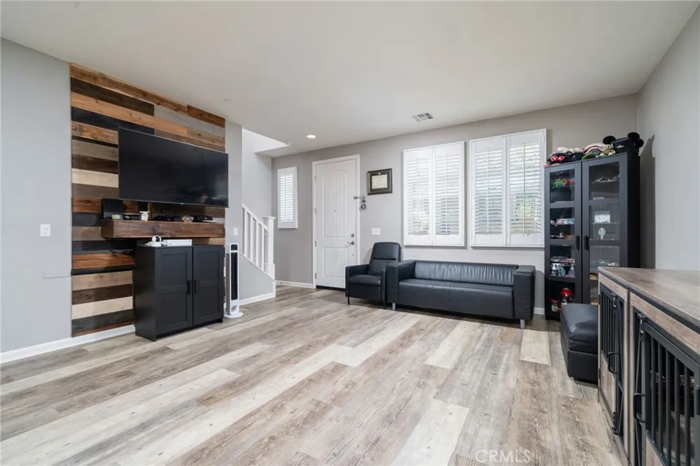 2846 E Via Fiano Ontario, CA 91764