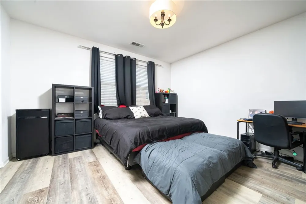 2846 E Via Fiano Ontario, CA 91764