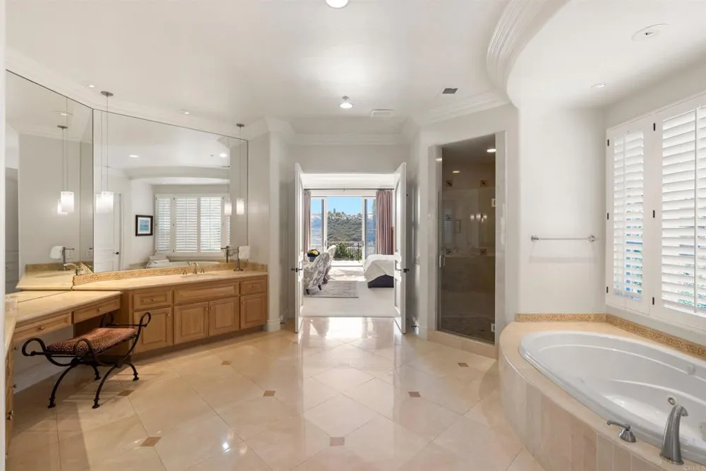 14480 Bellvista Drive Rancho Santa Fe, CA 92067