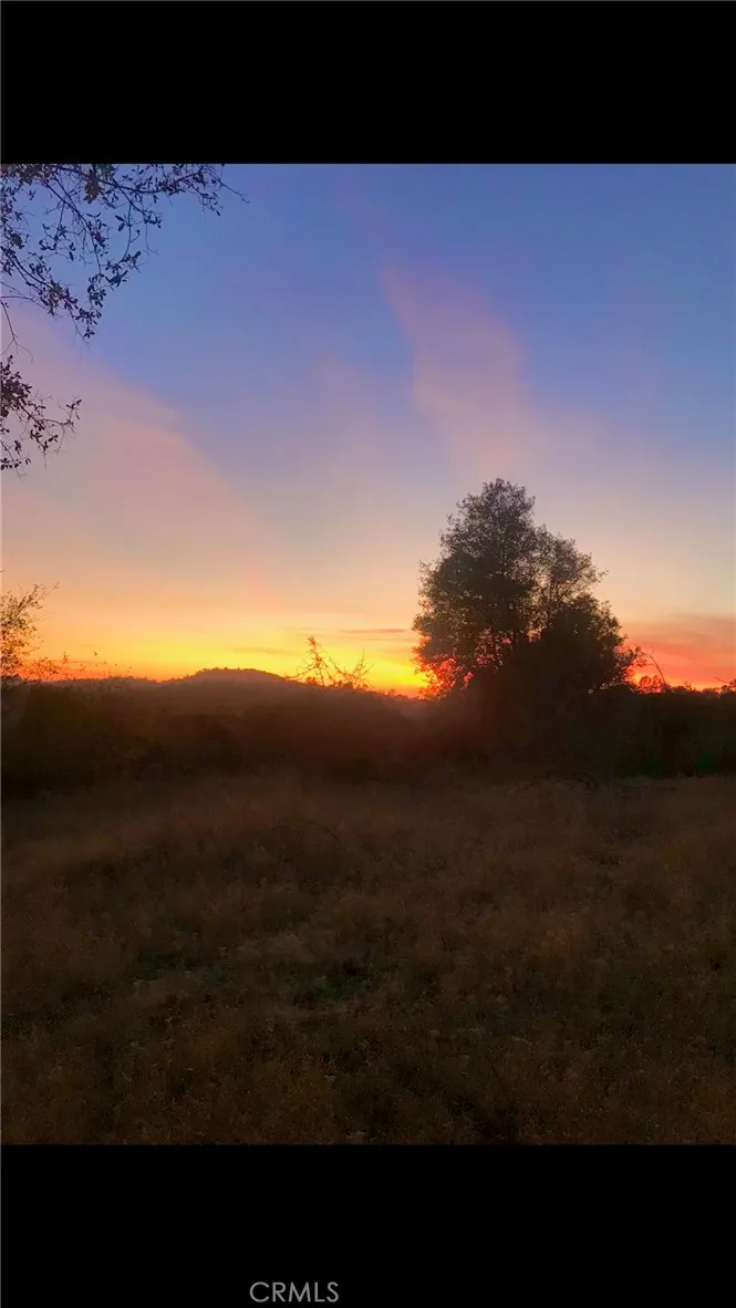 10 Old Oak Lane Mariposa, CA 95338