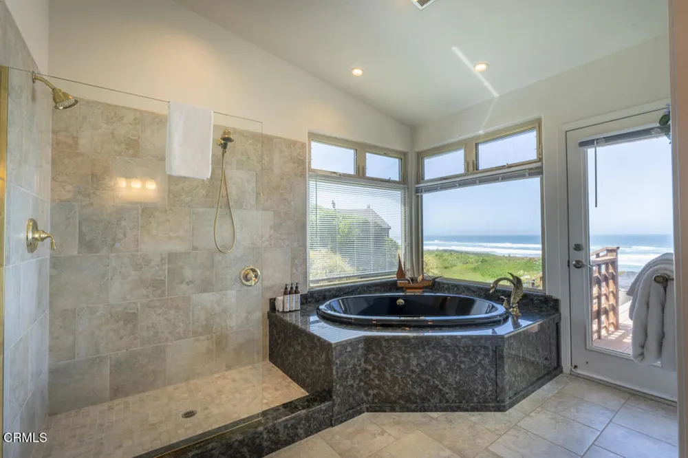 32854 Ocean Meadows Circle Fort Bragg, CA 95437