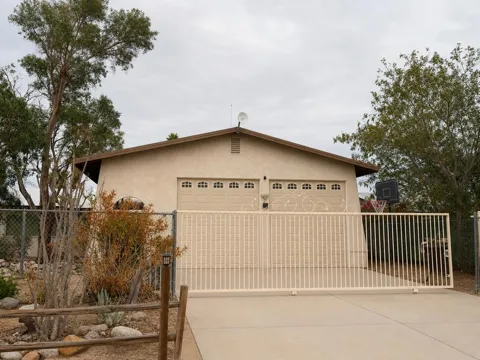 944 Flamingo Avenue