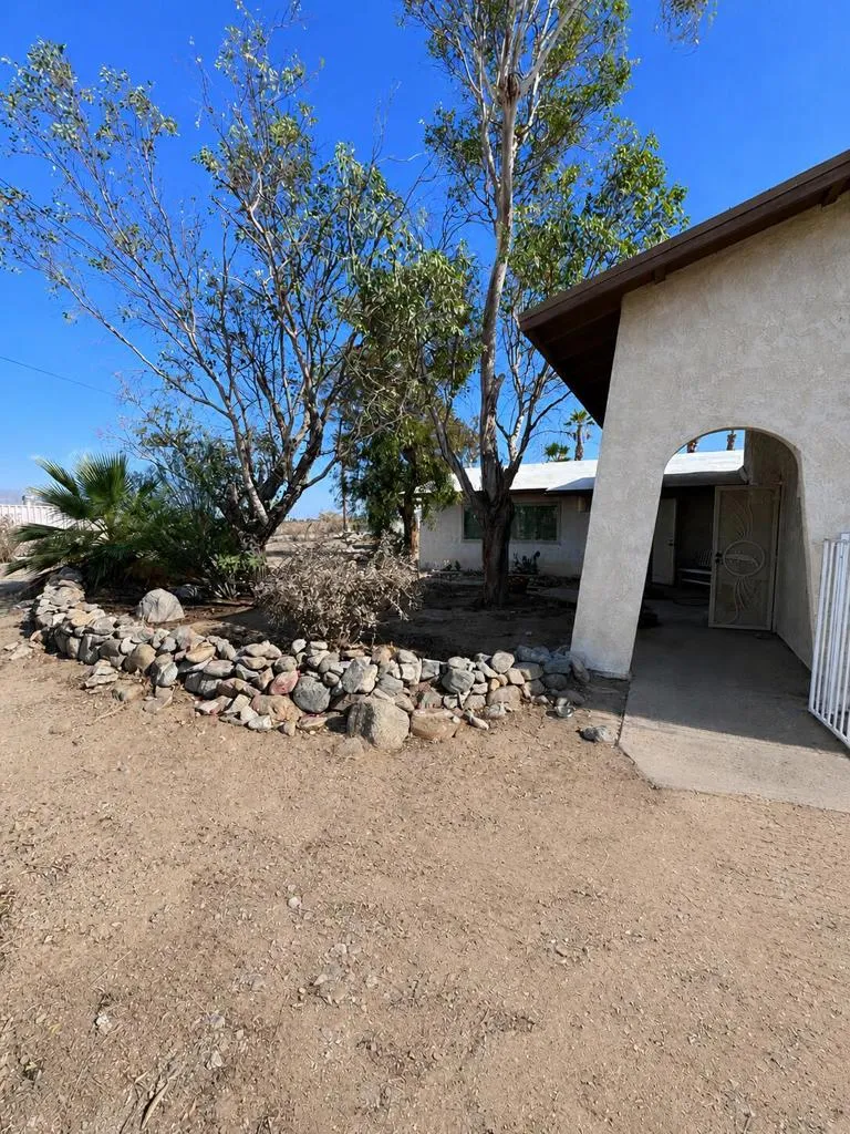 944 Flamingo Avenue Thermal, CA 92274