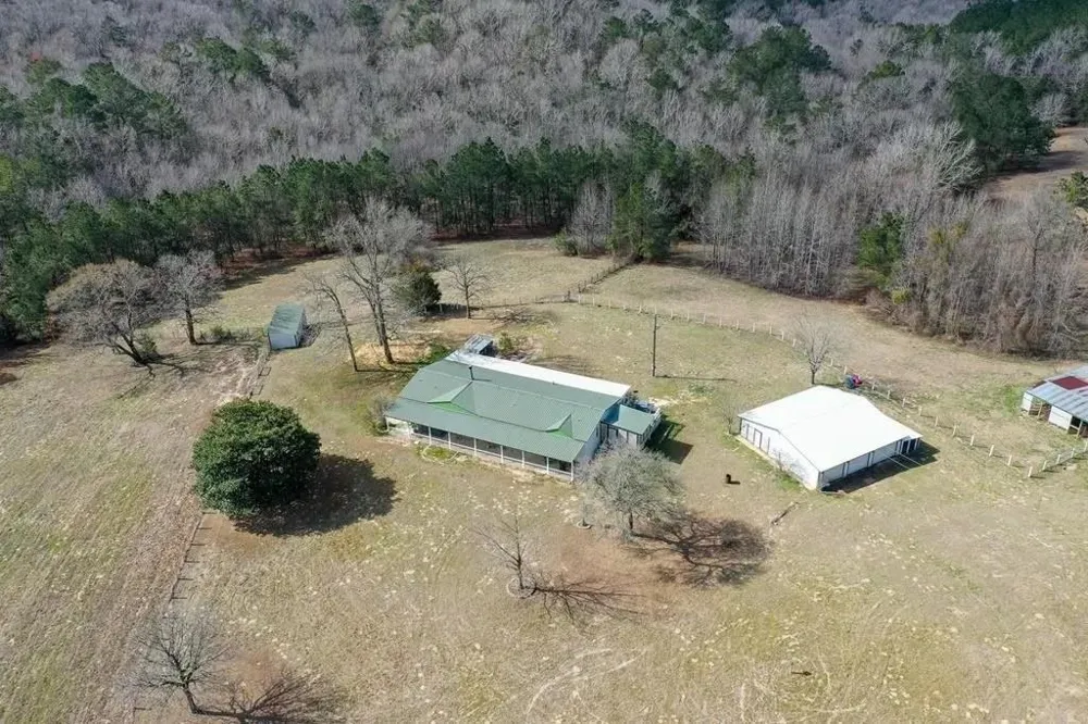 331 County Road 108 S Center, TX 75935