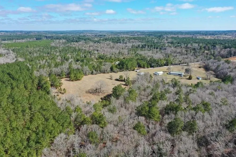 331 County Road 108 S Center, TX 75935
