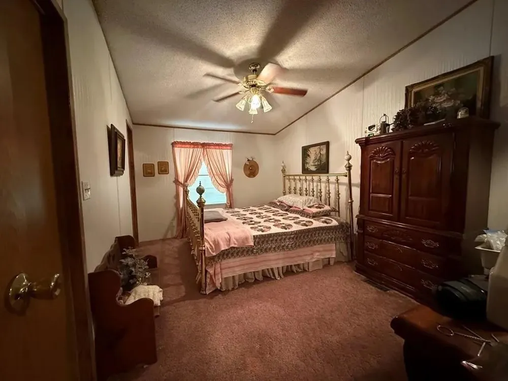331 County Road 108 S Center, TX 75935