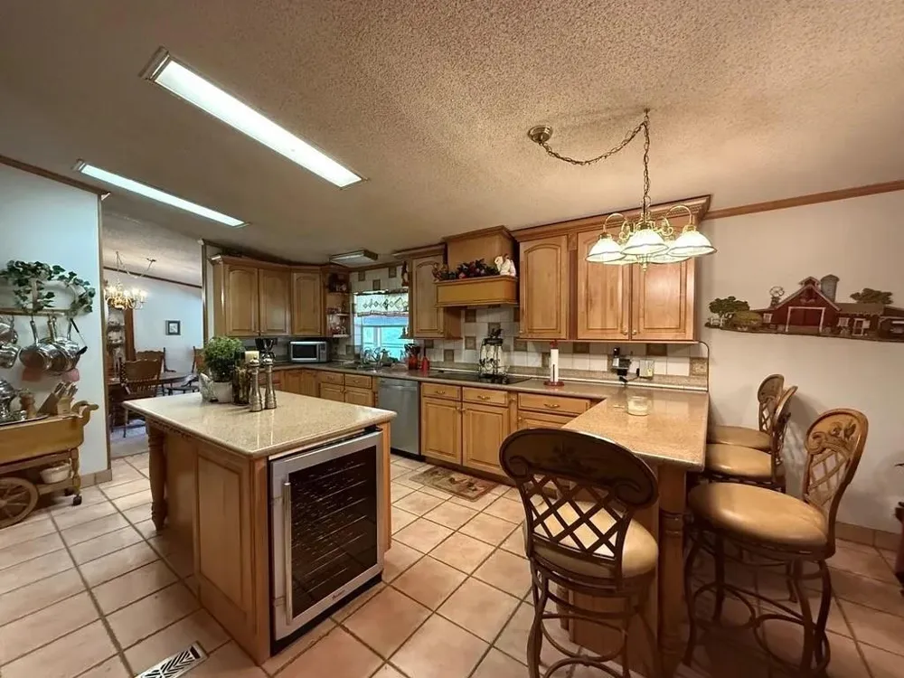331 County Road 108 S Center, TX 75935