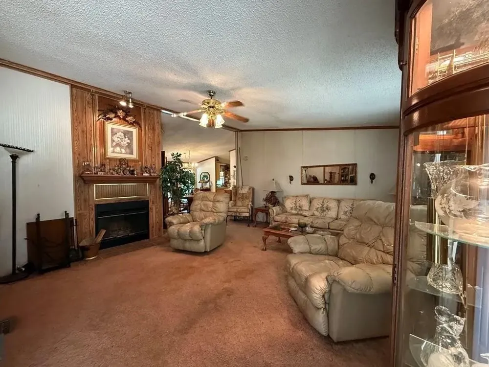 331 County Road 108 S Center, TX 75935