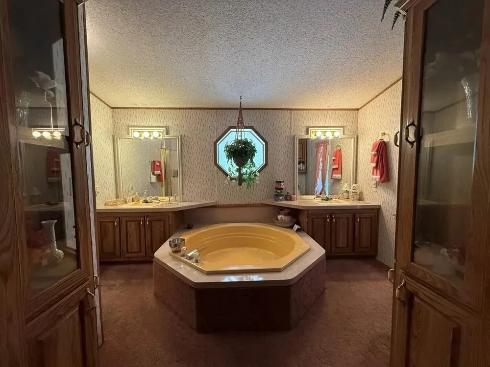 331 County Road 108 S Center, TX 75935