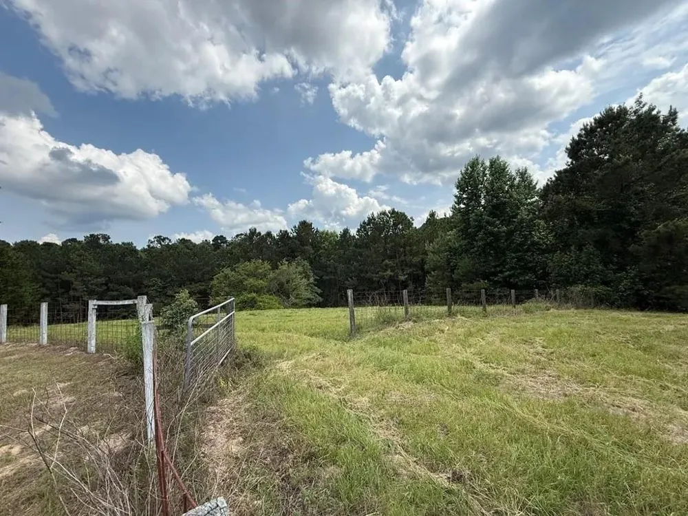 331 County Road 108 S Center, TX 75935