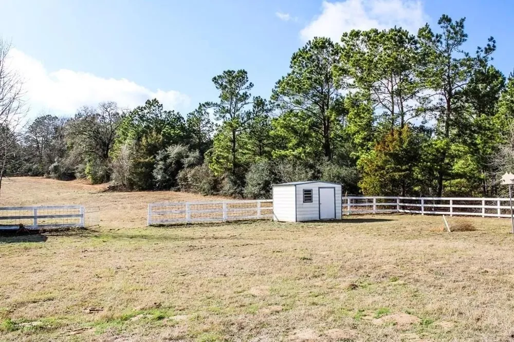 331 County Road 108 S Center, TX 75935